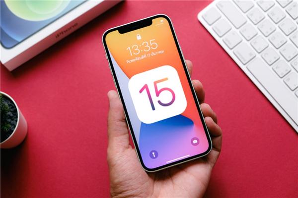 抵押手机借钱：苹果iOS 14.7公测版Beta3发布 下月开启iOS 15公测版推送